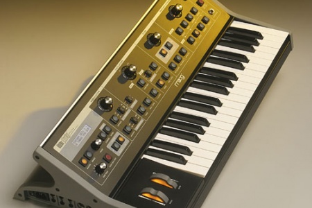 Moog Little Phatty Stage 2