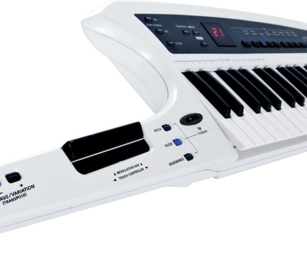 rent-keytar-roland-ax-synth-keytar-axxe-4-96d48ff6